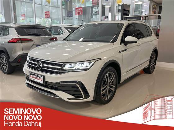 VOLKSWAGEN TIGUAN 2.0 300 TSI GASOLINA ALLSPACE R-LINE AUTOMÁTICO VOLKSWAGEN TIGUAN 2.0 300 TSI GASOLINA ALLSPACE R-LINE AUTOMÁTICO